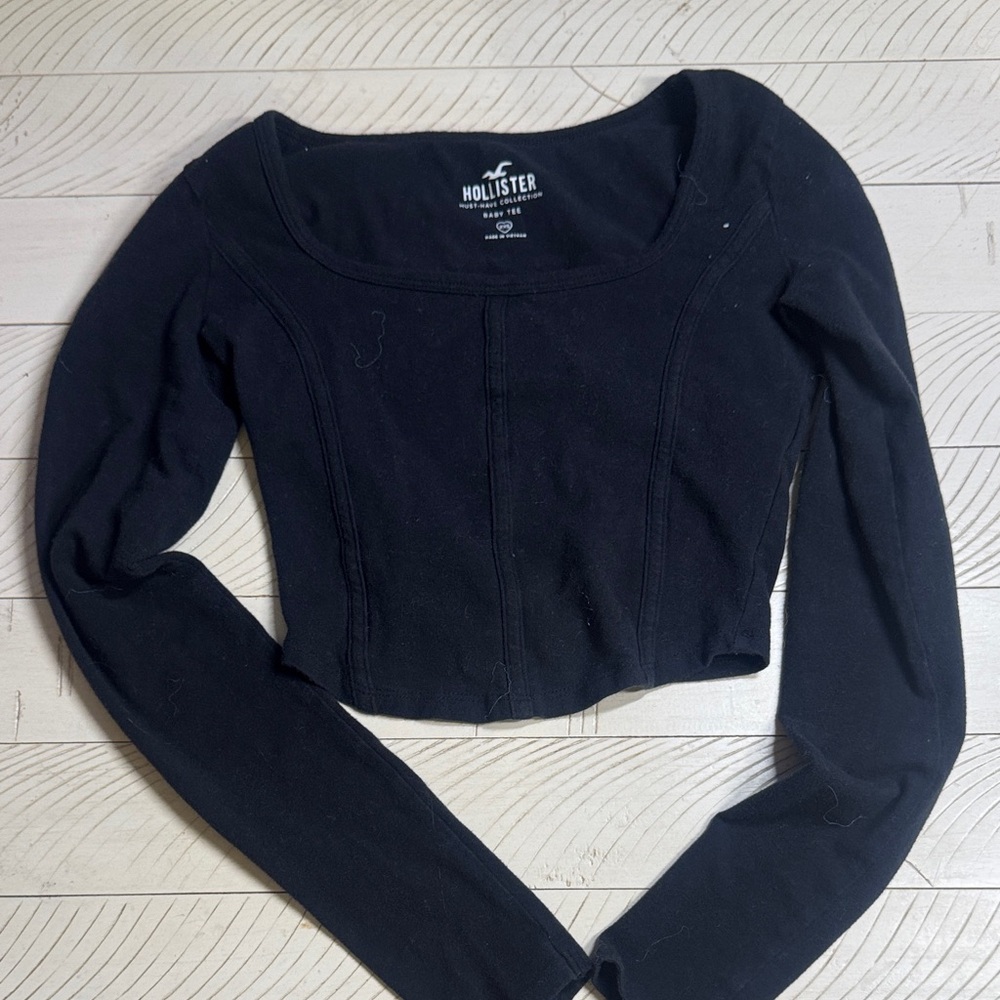 Hollister Elegant Black Crop Top